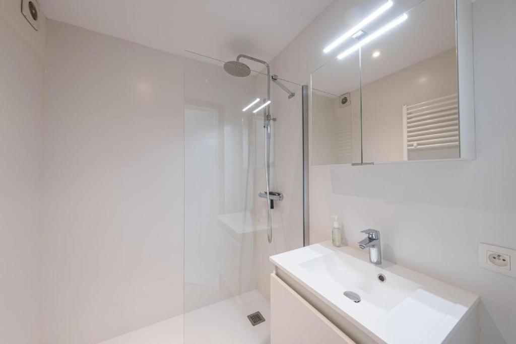 Luxury Apartment With Free Parking 오스텐드 외부 사진